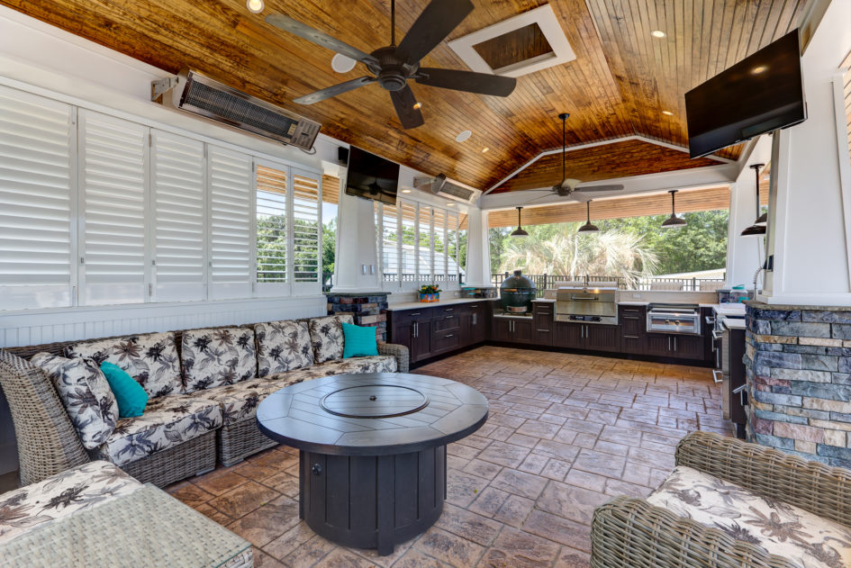 Cabana Outdoor Kitchen