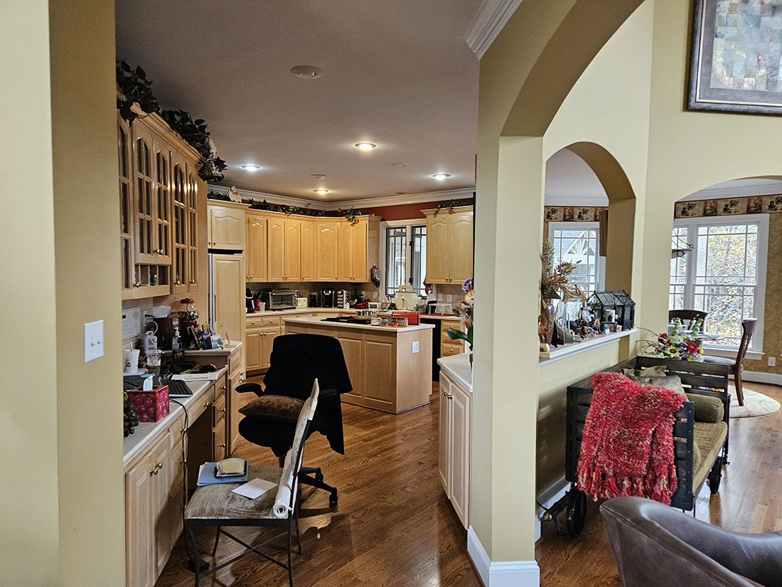 timeless-warmth-before (1) kitchen remodel