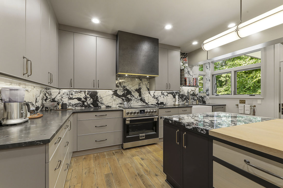 kitchen-balanced-maximalism (4) kitchen remodeling