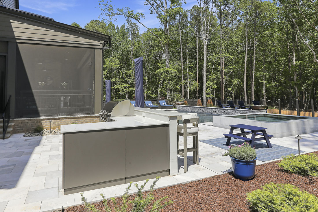 outdoor-living-mactavish-outdoor-grill (7) Outdoor Living